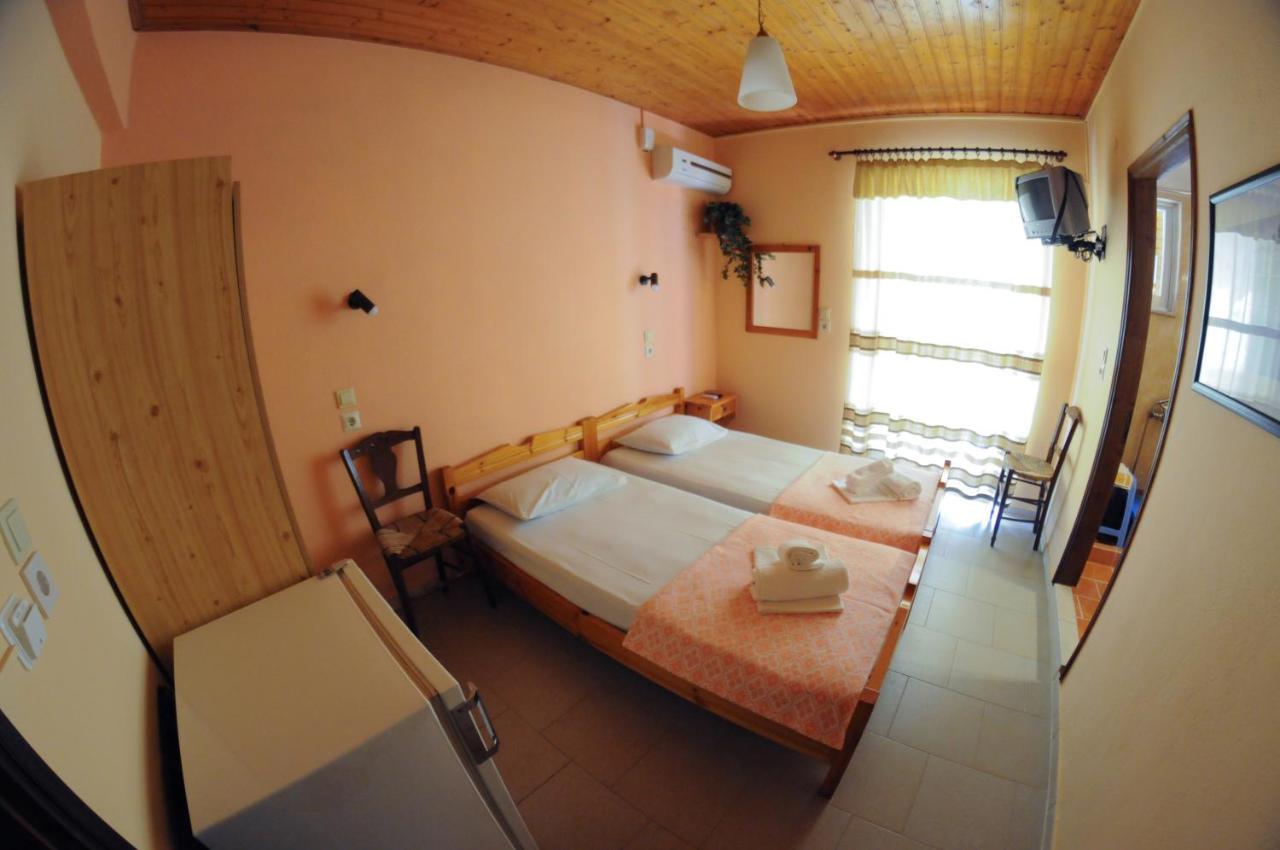 Nefeli Rooms Pefki  Zimmer foto